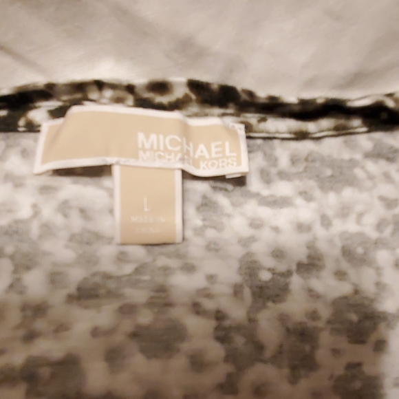 Michael Kors Blouse. Large - Picture 2 of 5